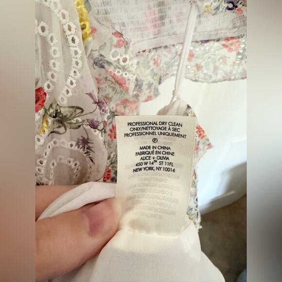 Alice + Olivia Mitzi Cutout Minidress White Floral Short Sleeve Ruffle Dress 14 - Picture 10 of 12